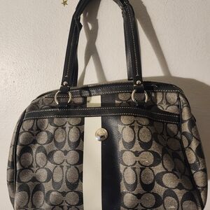 Coach Black and Cream Shoulder Bag